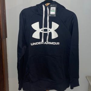 NWT Men’s Under Armor hoodie